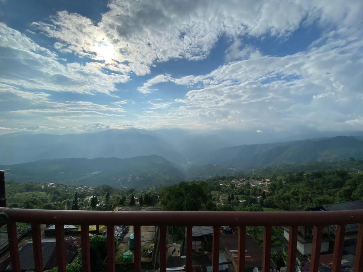 The River View Homestay Kurseong Экстерьер фото